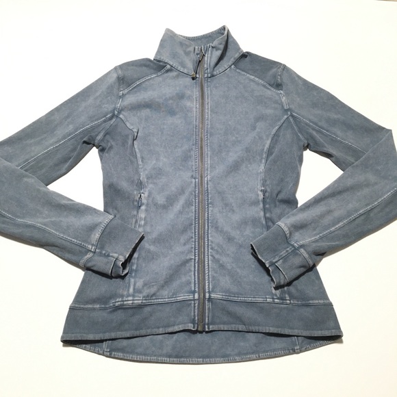 lululemon athletica Jackets & Blazers - Lululemon • blue jacket